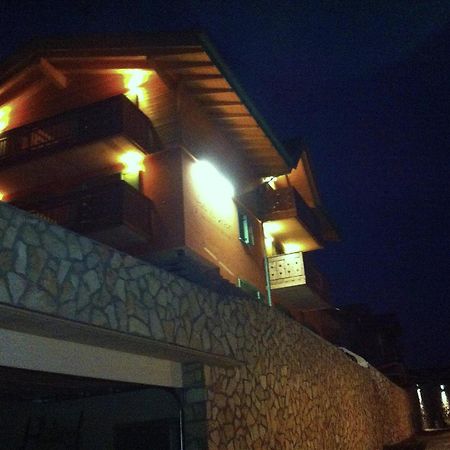 フォルガリーア Relais Fior Di Boscoアパートホテル エクステリア 写真