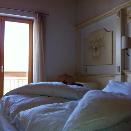 フォルガリーア Relais Fior Di Boscoアパートホテル エクステリア 写真